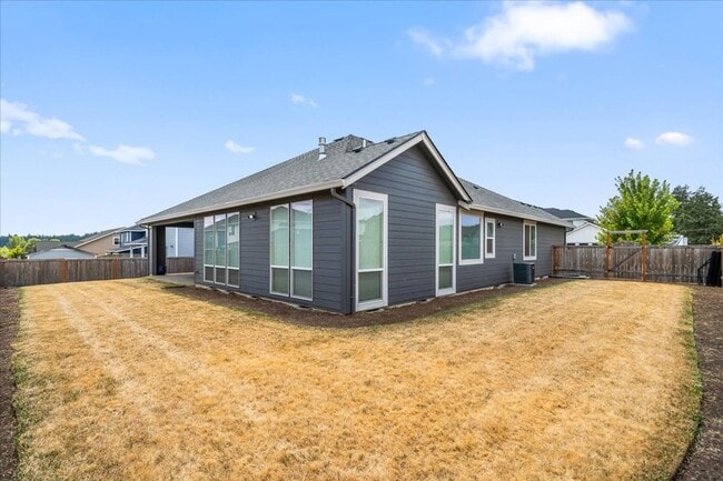 Building Photo - 3Bed/2 Bathroom Beautiful New Construction...