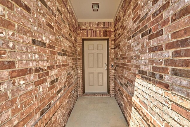Building Photo - 173 Apricot Dr
