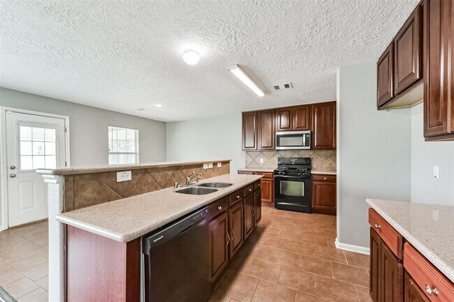 Building Photo - 22218 Orchard Dale Dr