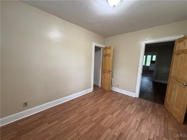 Building Photo - 10513 Cosby Manor Rd