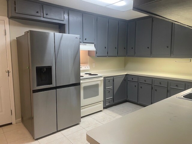 Building Photo - 2126 Redwood St