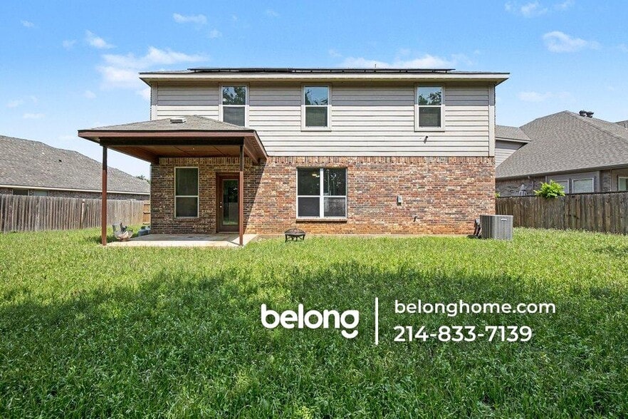 Building Photo - 1004 Junegrass Ln