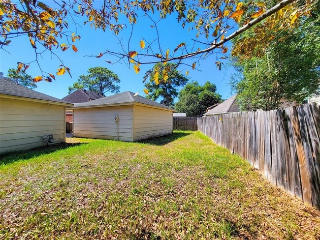 Building Photo - 6606 Brittany Park Ln