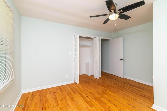 Building Photo - 201 Farlow Dr