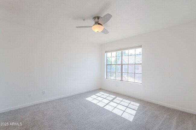Building Photo - 5950 N 78th St