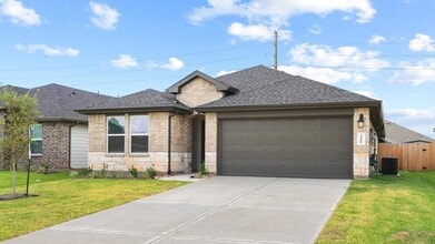 Building Photo - 31306 Bentley Pnes Dr