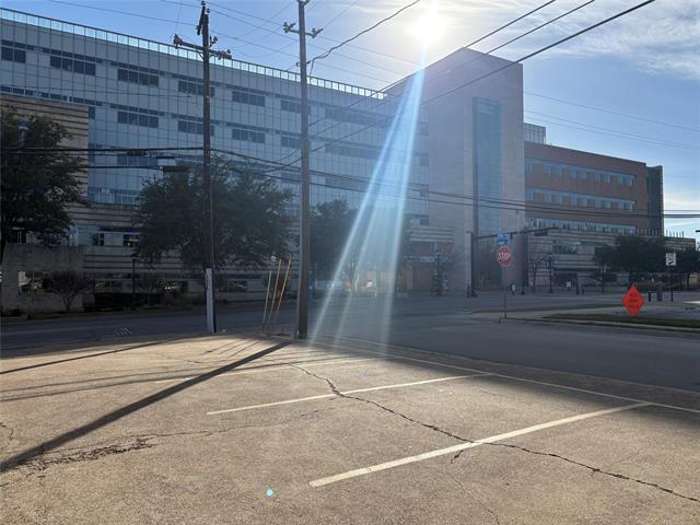 Building Photo - 515 UTA Blvd