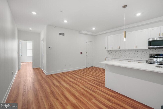 Building Photo - 2325 Germantown Ave