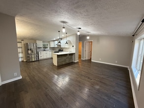 Building Photo - 1948 Brian Kelley Ln