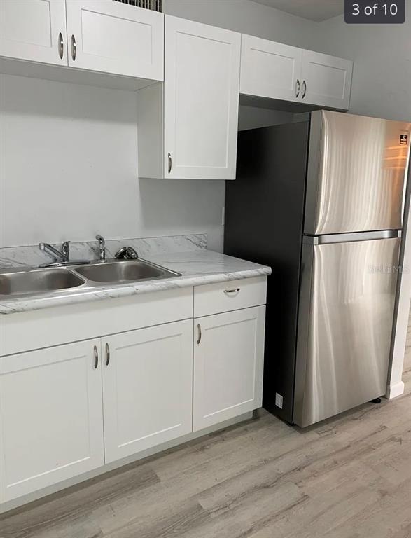 Building Photo - 4963 Viceroy St