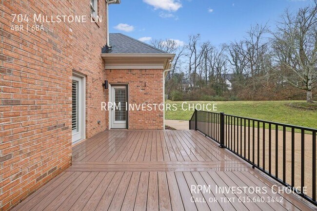 Building Photo - 704 Millstone Ln