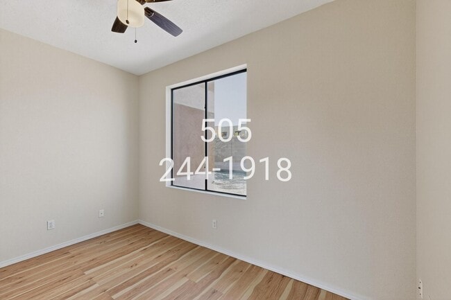 Building Photo - 1121 Meadowlark Way SE