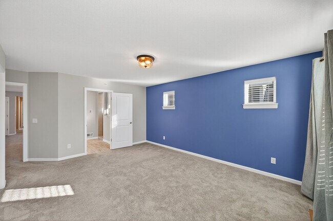 Building Photo - Anoka Detached Townhome