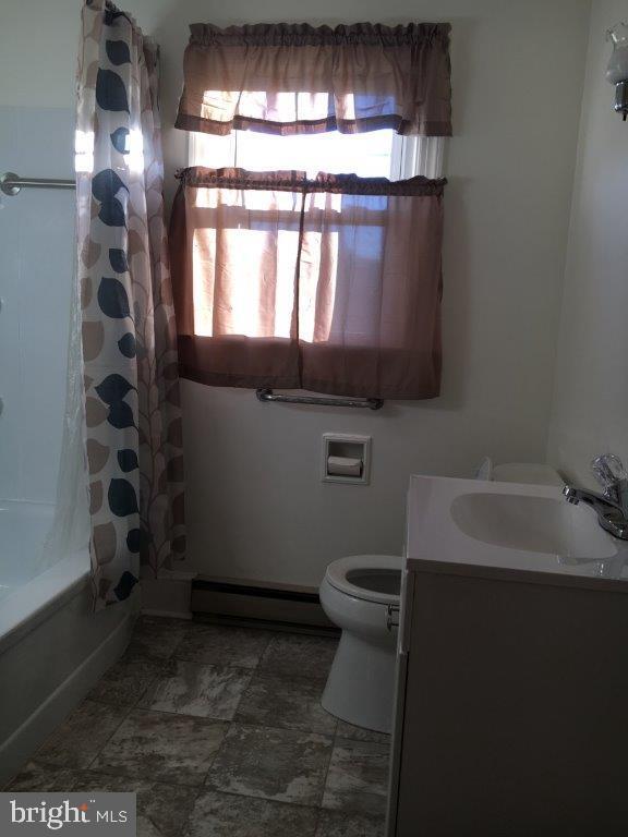 Building Photo - 3089 Winchester Ave