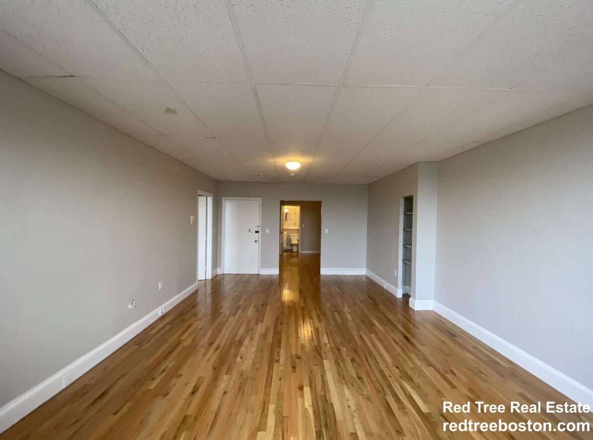 Building Photo - 649 Washington St