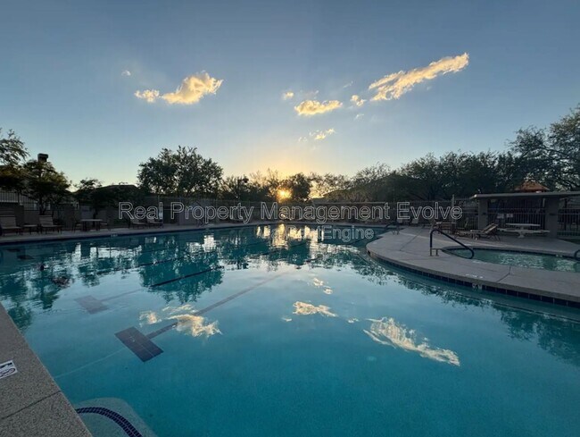 Building Photo - 3038 W Trapanotto Rd