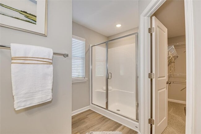 Building Photo - 105 Essence Dr