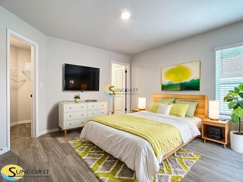 Building Photo - 109 E Harvard St