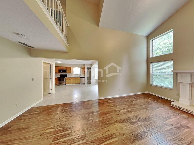 Building Photo - 392 Old Ivory Ct