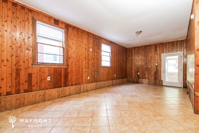 Building Photo - 2629 Orchid Ave
