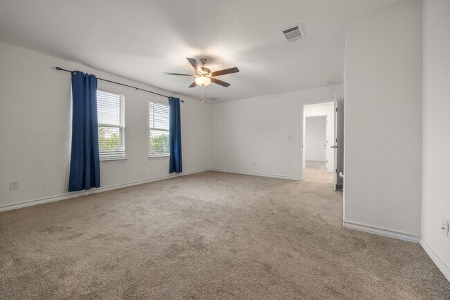 Building Photo - Spacious 4 Bed / 3 Bath in Liberty Hill – Quartz Kitchen, Hot Tub + Flexible W/D Option