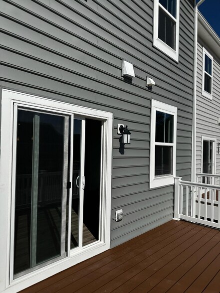 Building Photo - 6113 Jackline Run