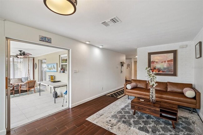 Building Photo - 2420 Fairbanks Dr