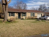 Building Photo - 14021 SW Wyandotte Dr