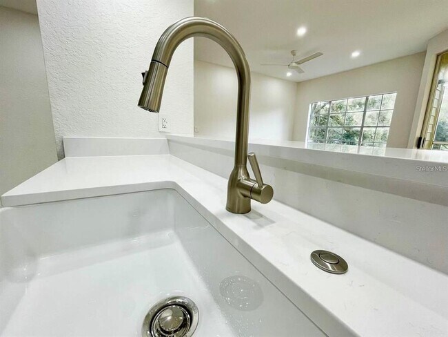 Building Photo - 5017 City St