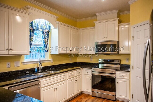Building Photo - 242 Stonington Dr