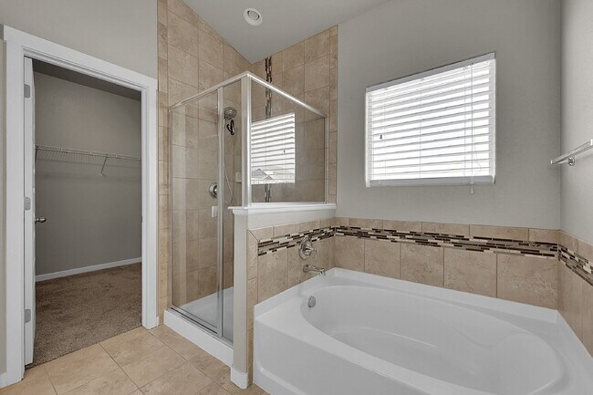 Building Photo - $3,150 - 5 Bed, 3 Bath Home in CO Springs ...