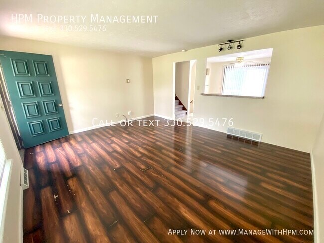 Building Photo - 1827 Thackeray Ave NW