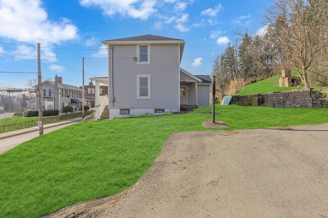 Building Photo - 81 Beaver St