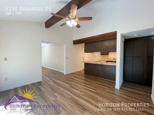 Building Photo - 5230 Arbardee Dr