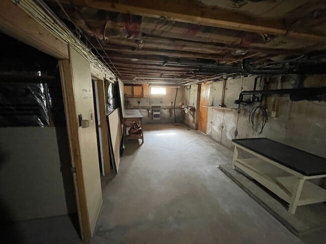 Building Photo - Beautiful 4 Bedroom House *w/ an In-Law* in Cheshire! Garage Parking, Central Air, & a Beautiful ...