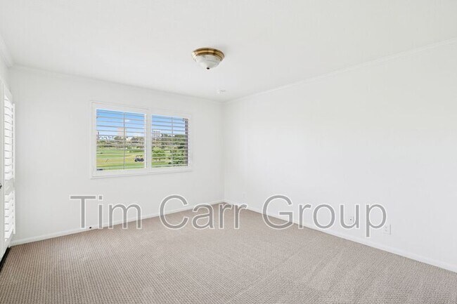 Building Photo - 440 Villa Point Dr