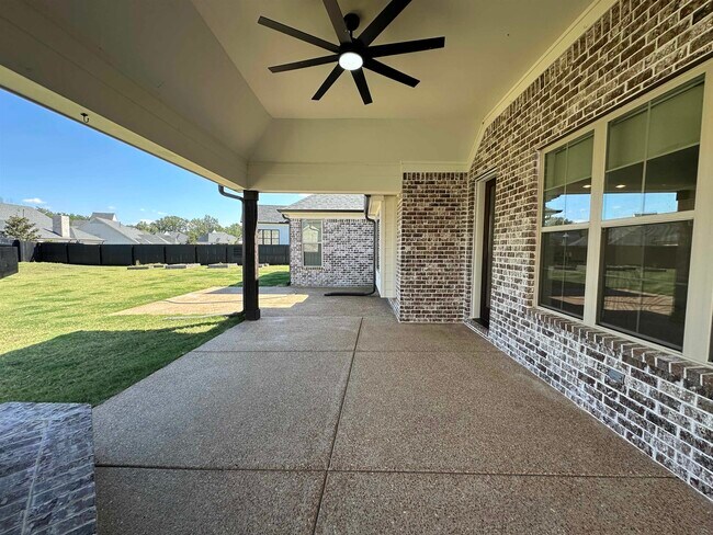 Building Photo - 5170 Saffron Spg Rd