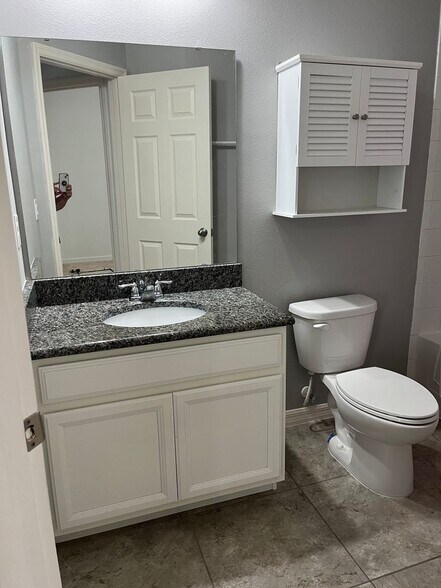 Building Photo - 117 Mitchell Crk Wy