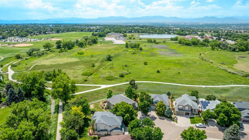 Building Photo - 1591 Roseanna Dr