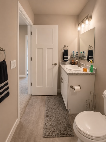 Full Bath - 1907 Eggum Rd