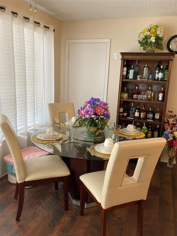 Building Photo - 5623 80th St N