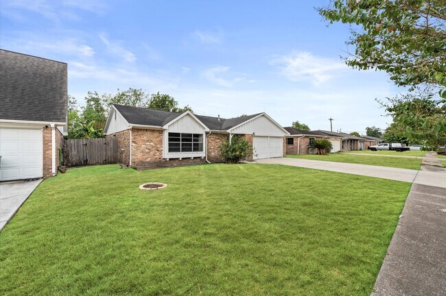 Building Photo - 11623 Carvel Ln