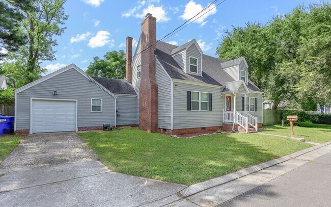 Building Photo - 975 Green St