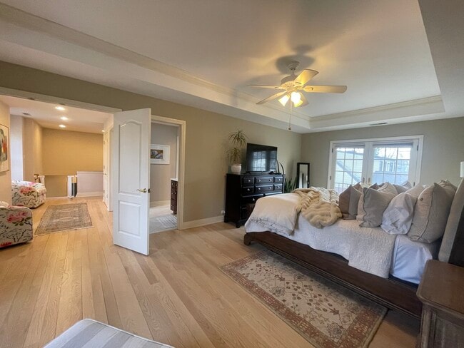 Building Photo - 844 Juniper Rd