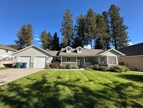 Building Photo - Coeur D'Alene Home