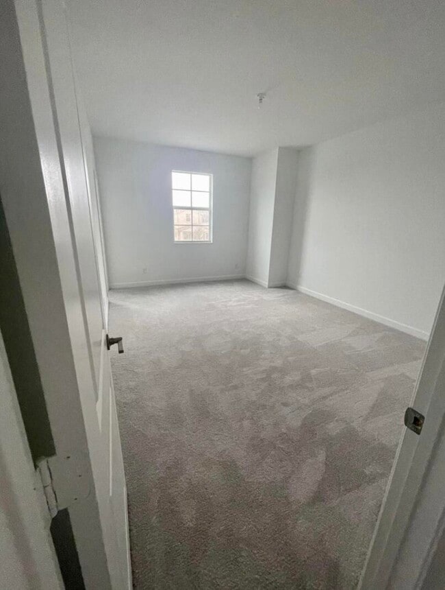 Building Photo - 1186 Harmony Hill Dr