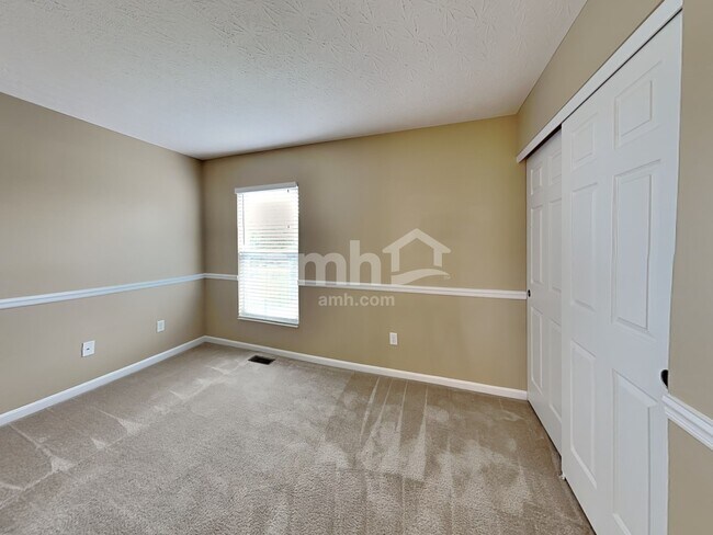 Building Photo - 6607 Thistle Grove