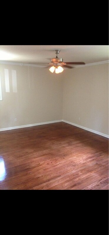 Building Photo - 405 Garwood Dr