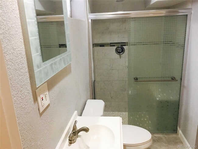Building Photo - Long Realty & Property Management - Dual K...