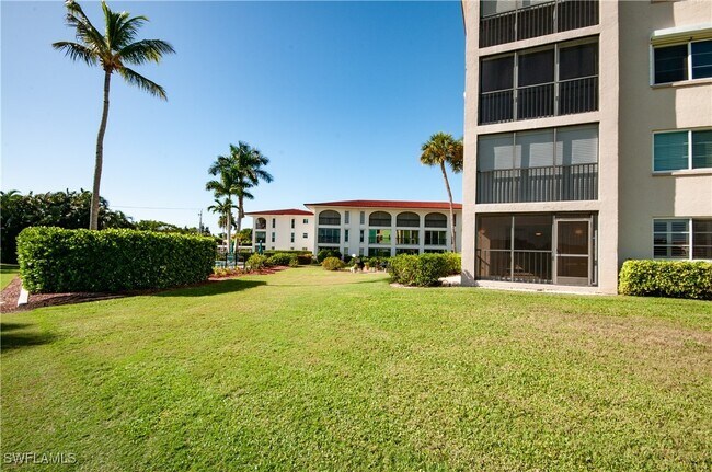 Building Photo - 57 High Point Cir W